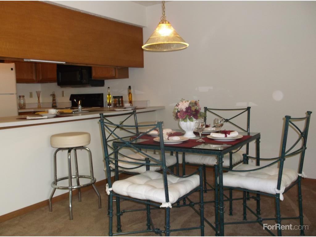 Millstone Lakes Apartment - Photo 3 of 9