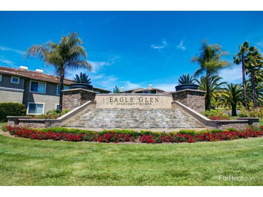 Eagle Glen - Photo 2 of 19