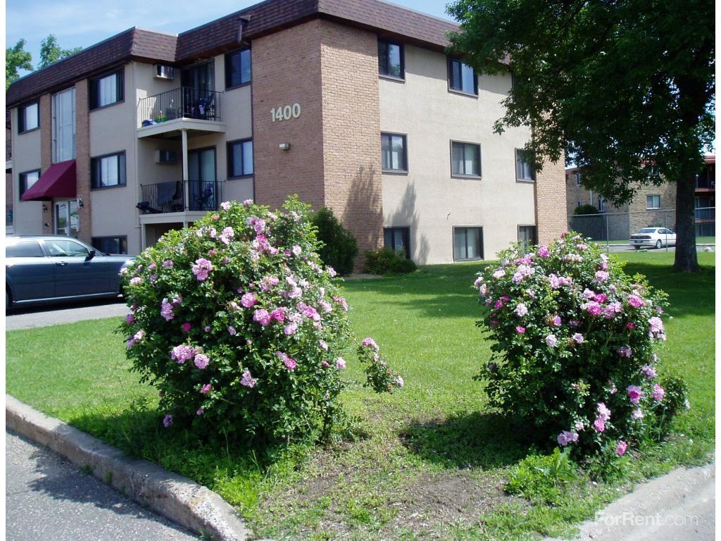 Sterling Square - Photo 3 of 14