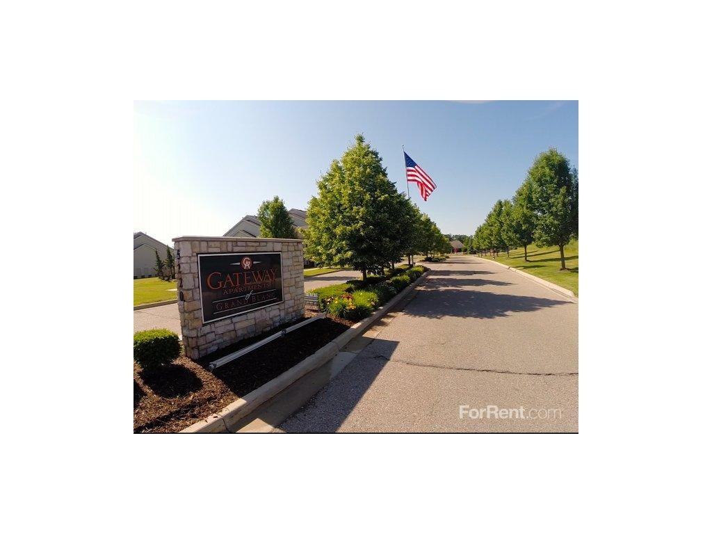 Gateway of Grand Blanc Apartments 5220 E Baldwin Rd, Holly, MI 48442