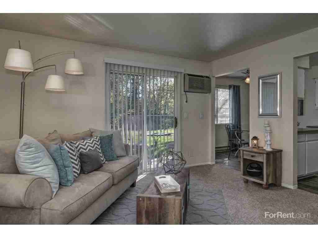 Aria on the River - Photo 3 of 19