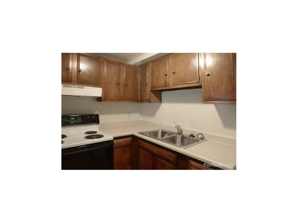 Sherwood Forest - Photo 2 of 18