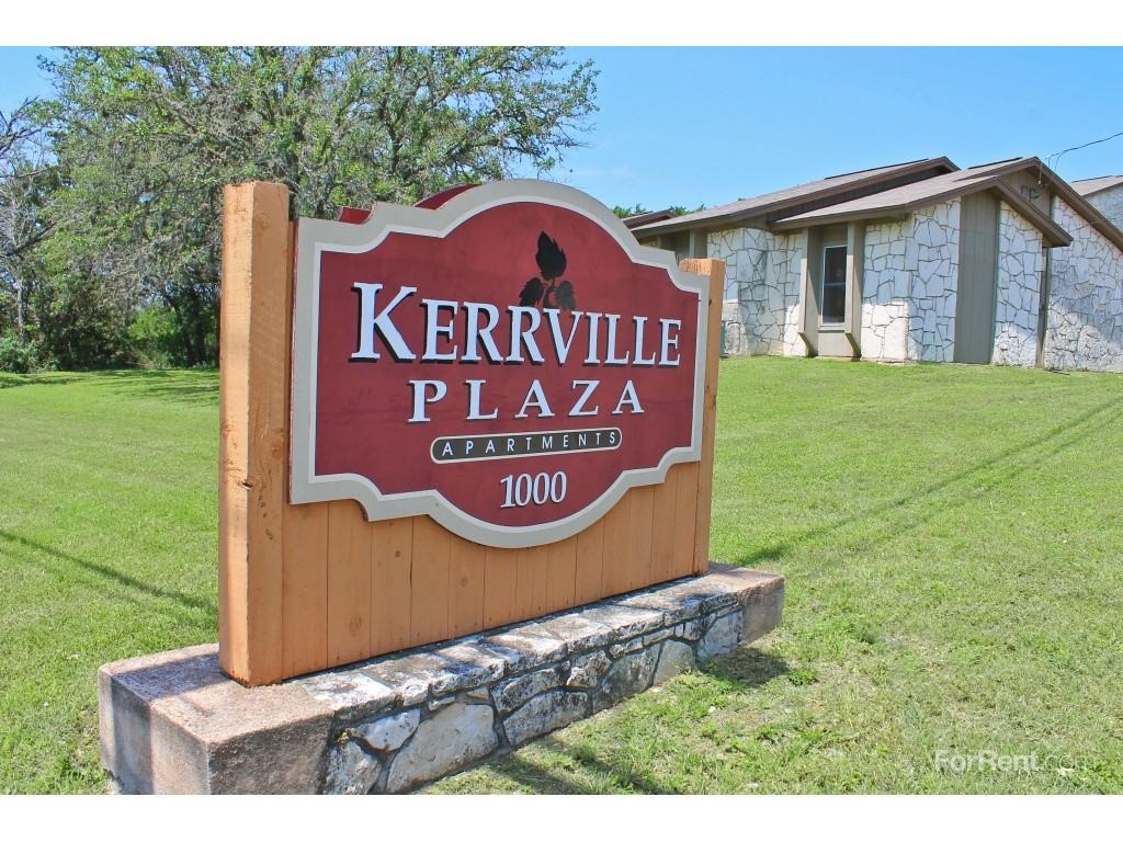 Kerrville Plaza - Photo 2 of 11