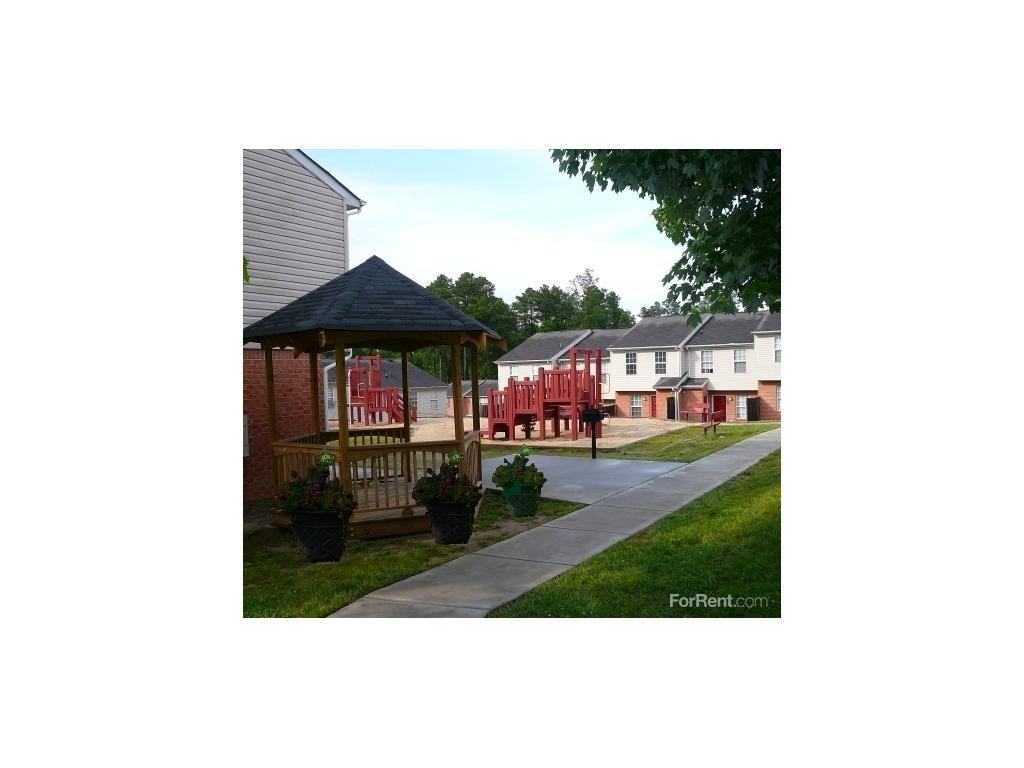 Orchard Pointe - Photo 3 of 11