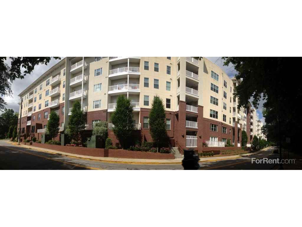 909 Broad Street Apartments - Photo 2 of 20