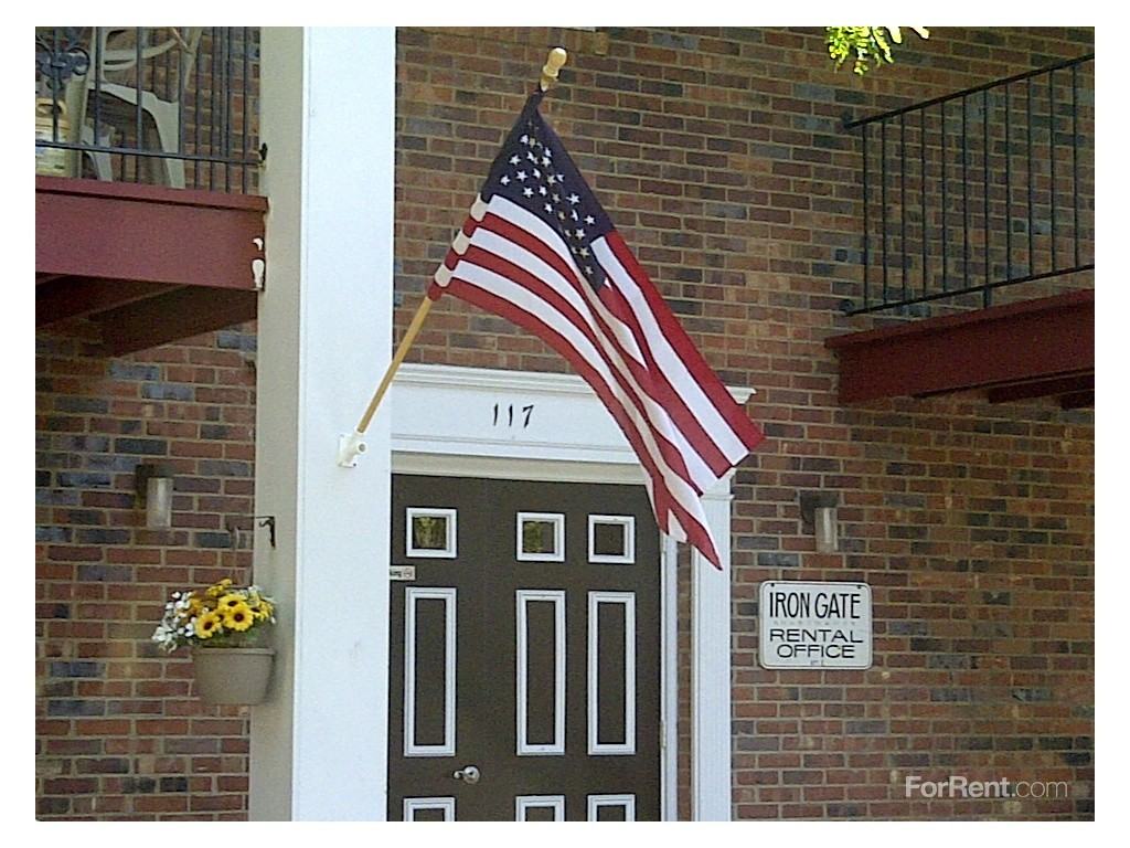 Irongate Manor Apartments - Photo 3 of 13