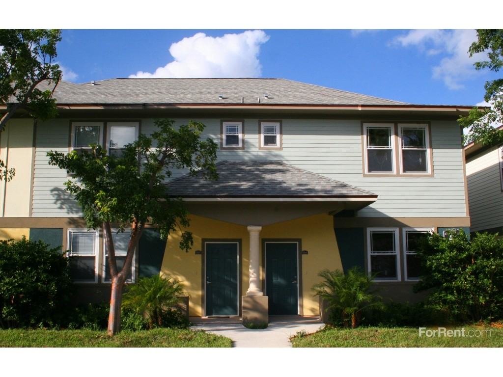 Palm Gardens - Photo 3 of 18