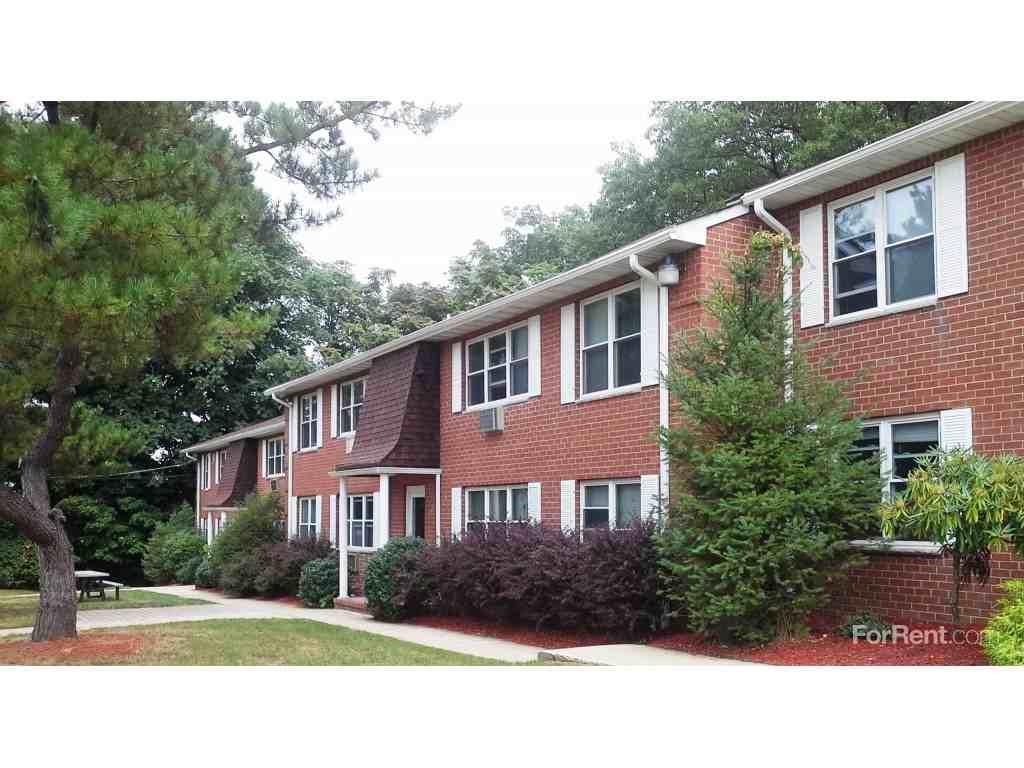 Hillside Gardens - Photo 3 of 19