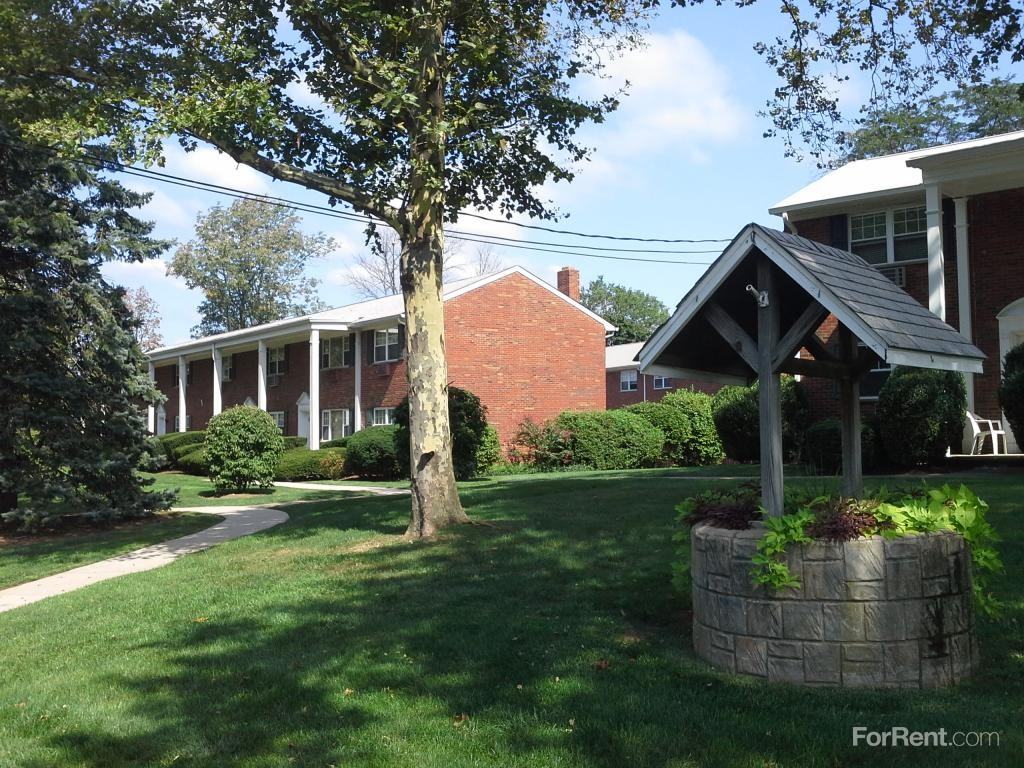 Atrium Apartments - Photo 3 of 10