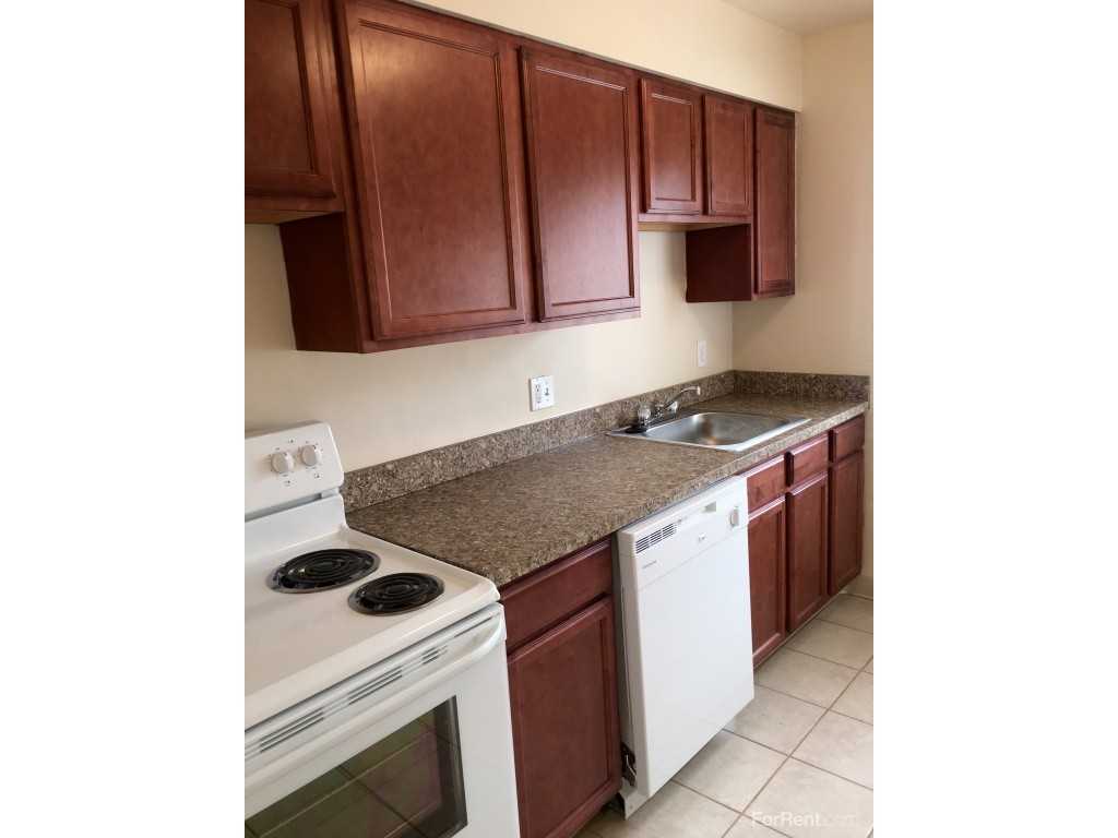 Belvoir Center Apartments - Photo 3 of 10