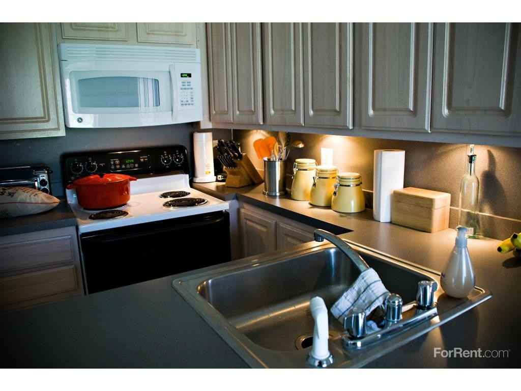 Governor's Place Townhomes - Photo 3 of 6