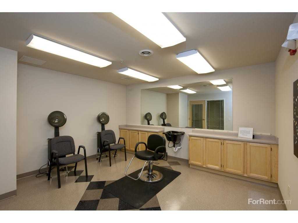 Clarke Square Terrace - 55+ Senior Community - Photo 3 of 9