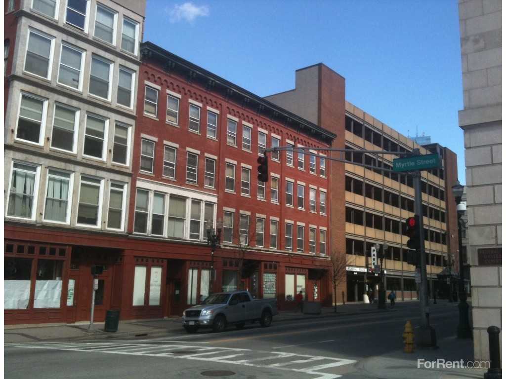 Colton Apartments - Photo 3 of 8