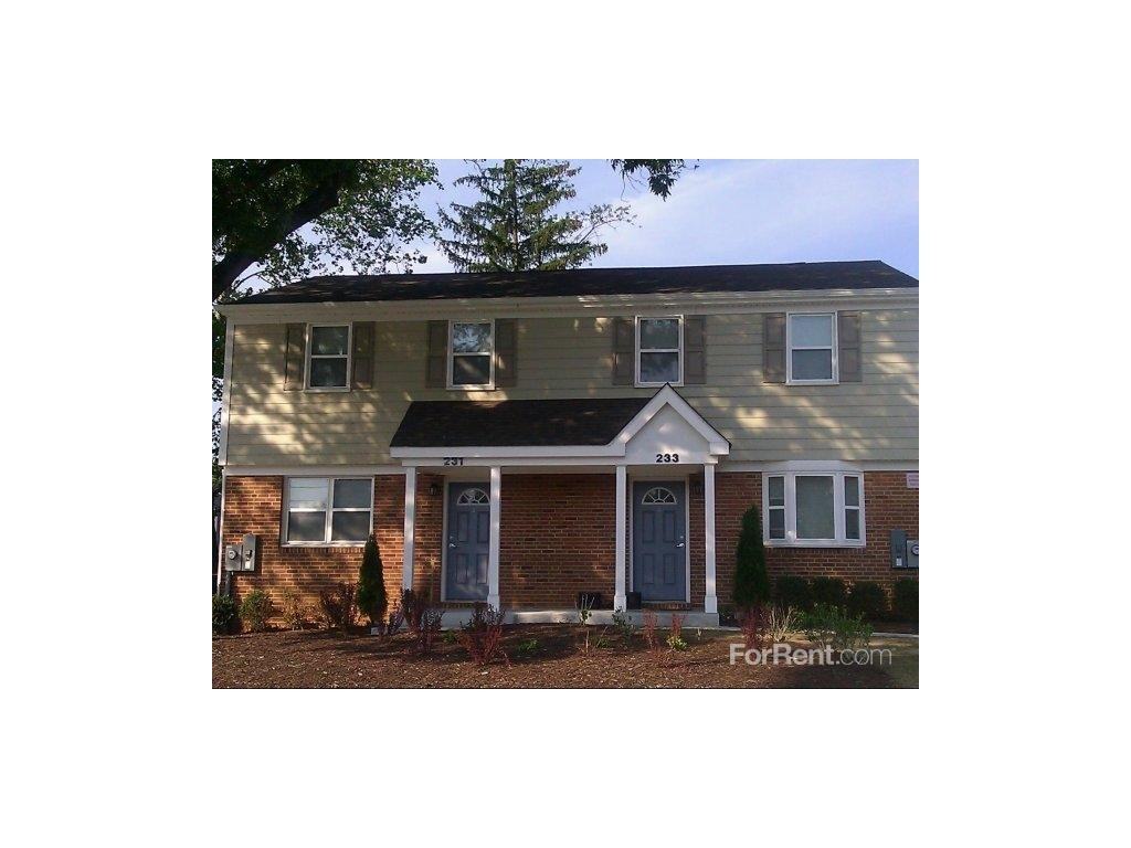 Residences At Annapolis Gardens - Photo 2 of 8