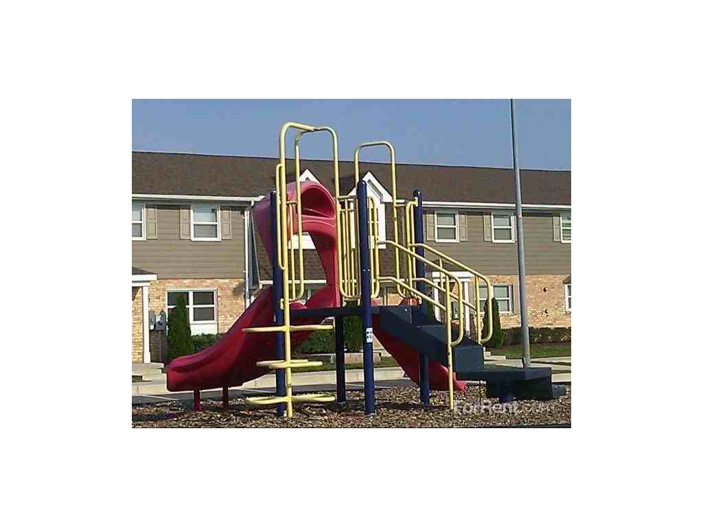 Residences At Annapolis Gardens - Photo 3 of 8