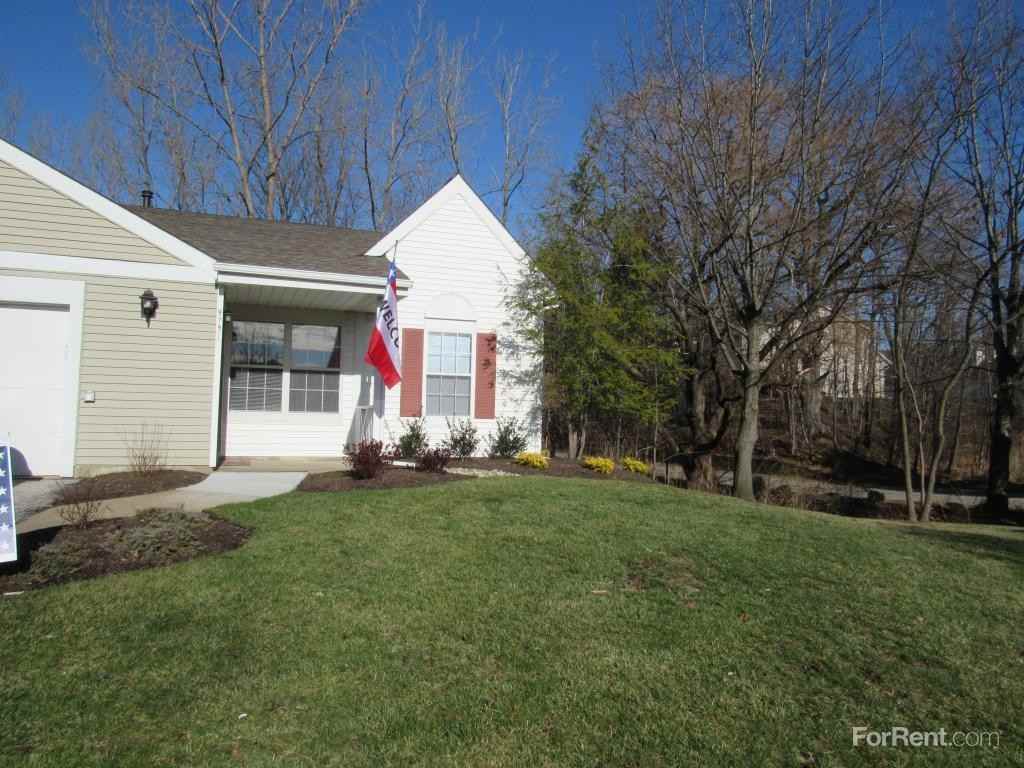 Concord Place Apartments - Photo 3 of 11
