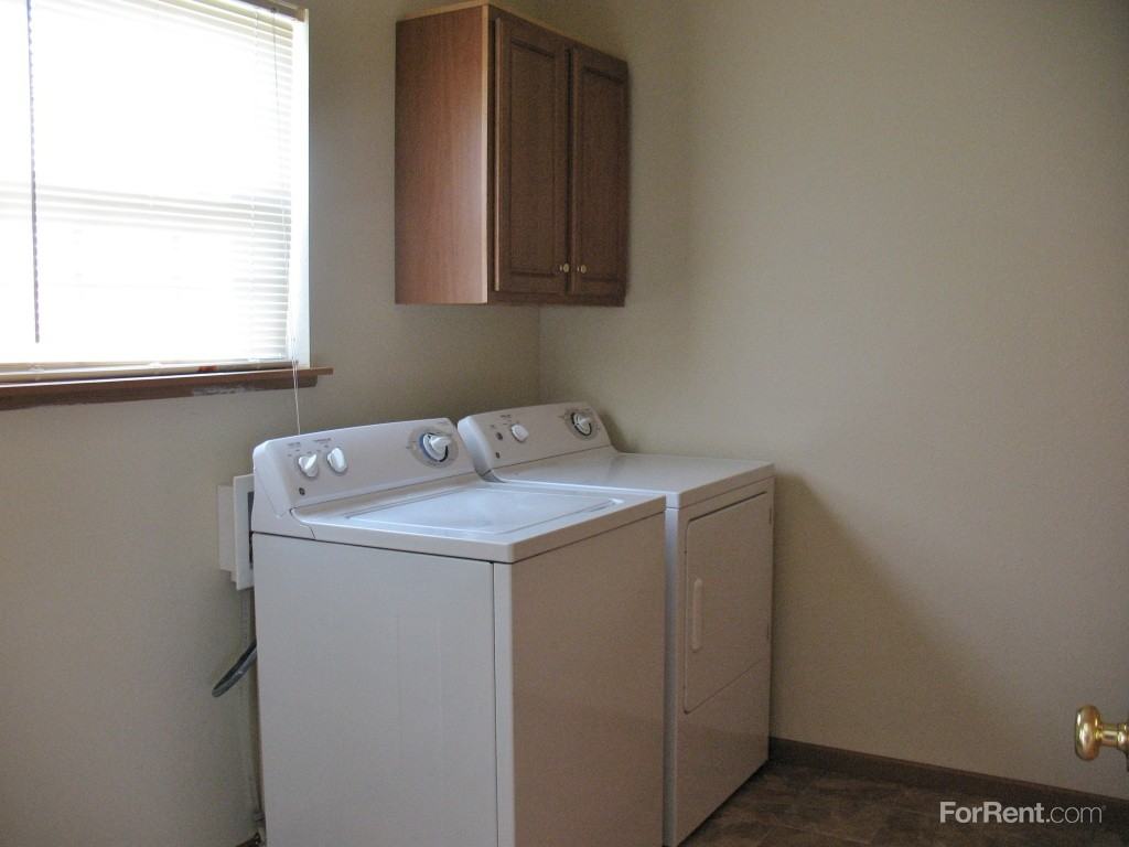 Owens Lake Commons - Photo 3 of 19