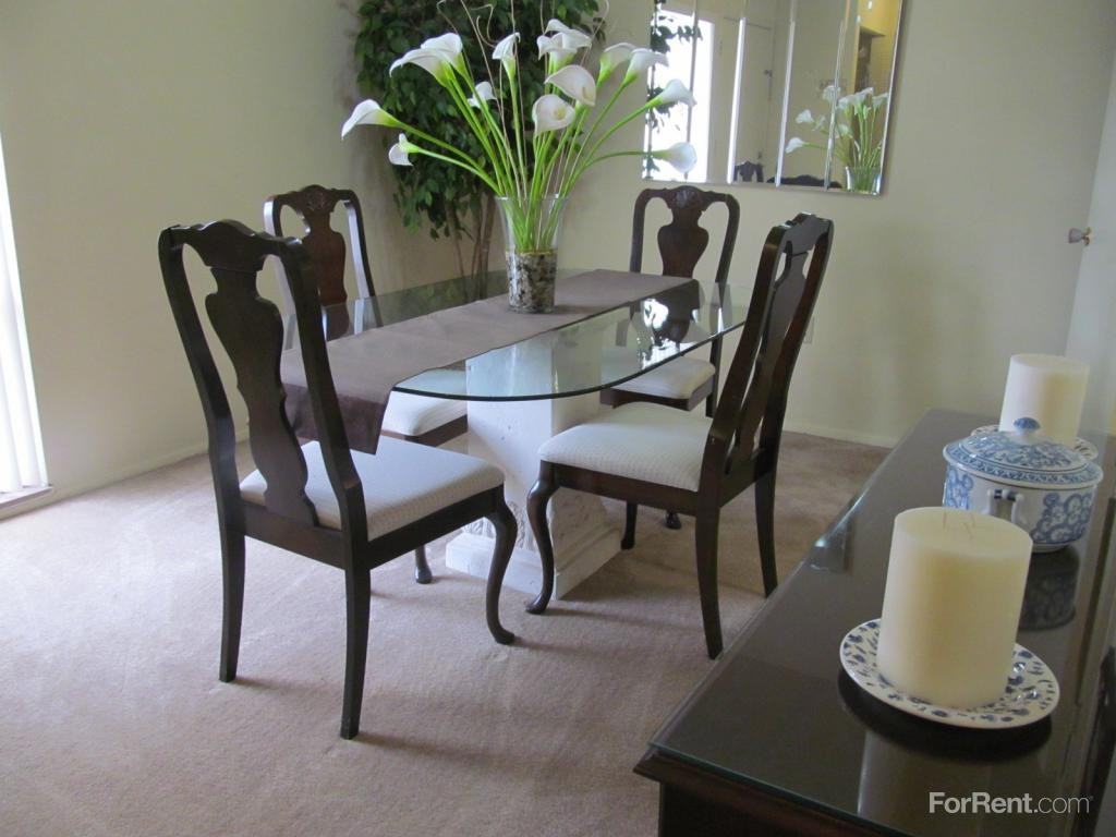 West Towne Manor - Photo 3 of 19