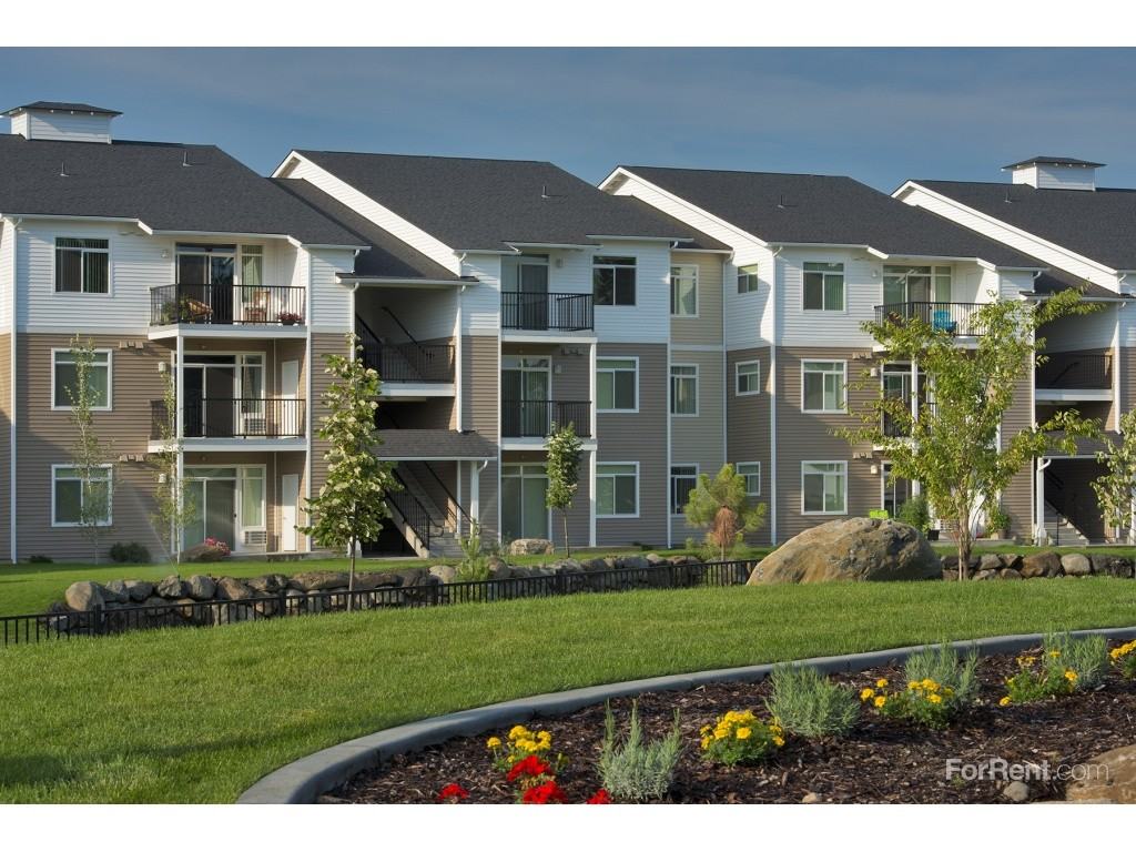 River House at the Trailhead - Photo 2 of 20