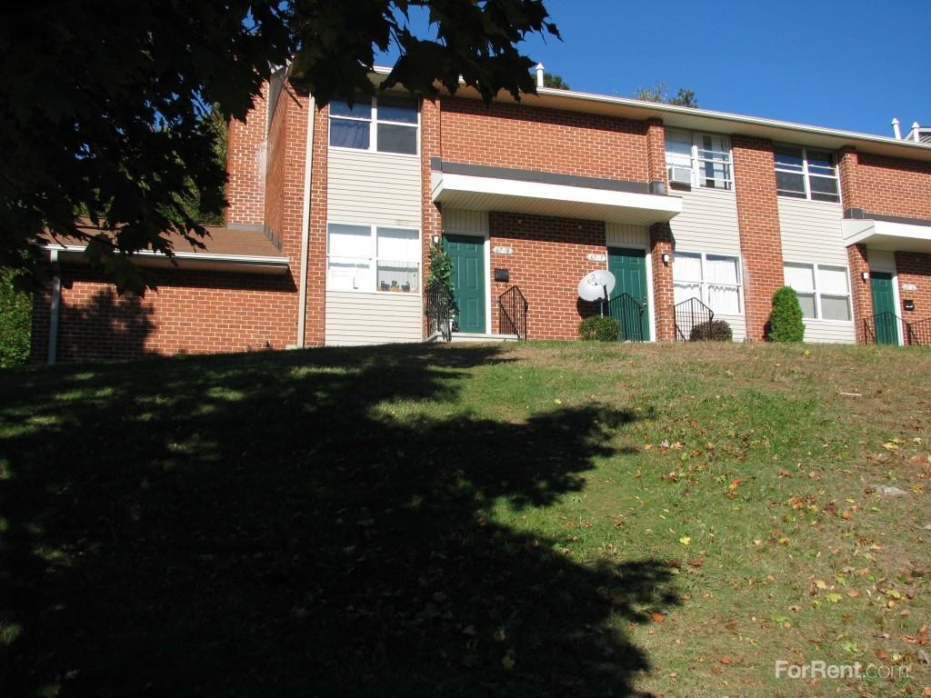 Scott Gardens - Photo 3 of 9