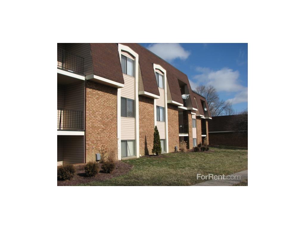 Woodland Apartments (Cincinnati) - Photo 3 of 20