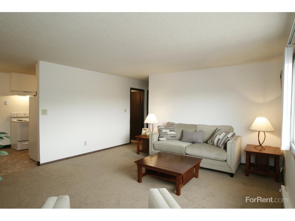 Residence on 11th - Photo 3 of 7