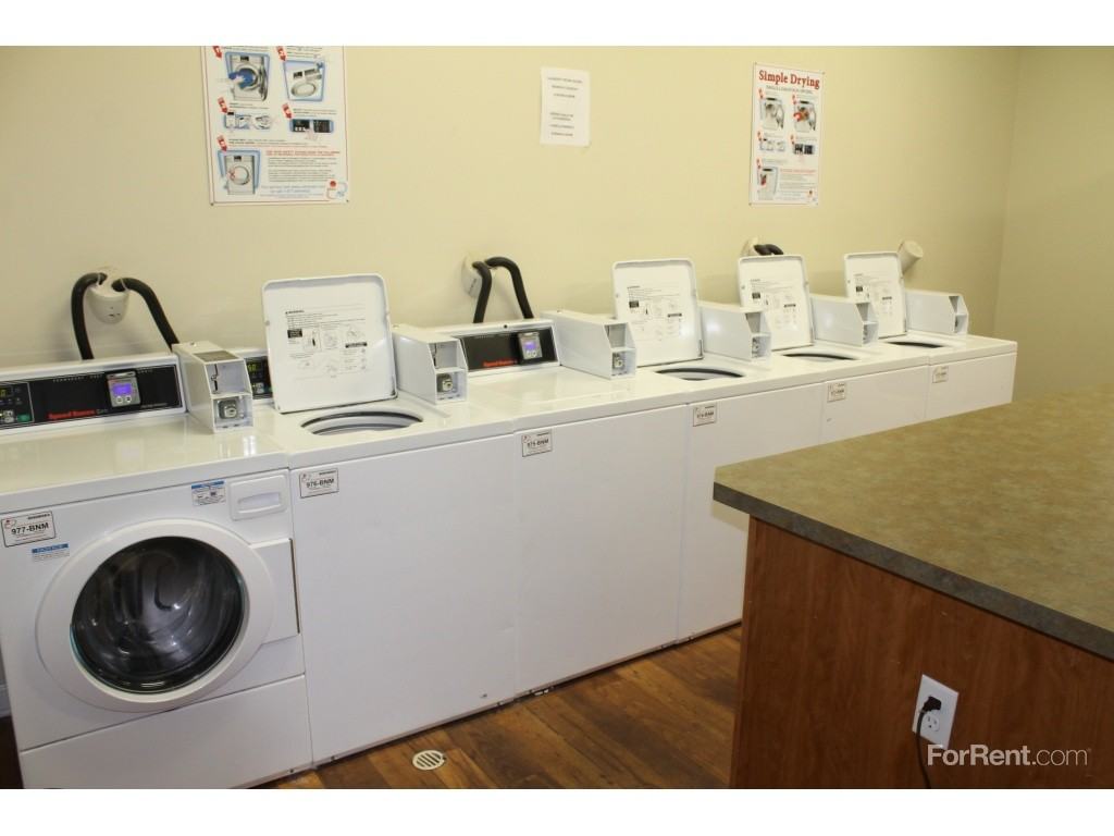 Chateau Village - Photo 3 of 6