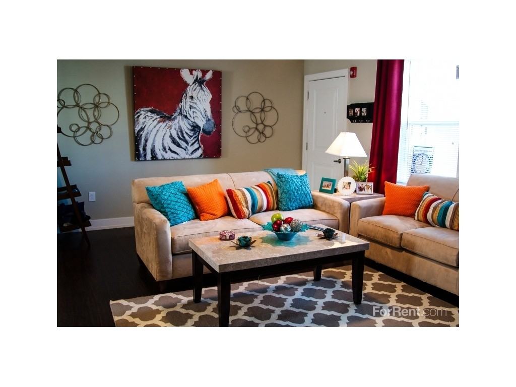 The Grand at Rum Creek - Photo 2 of 9