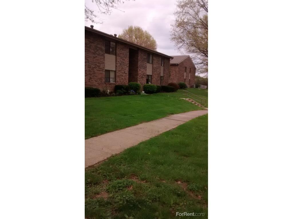 Wildwood Apartments - Photo 3 of 6