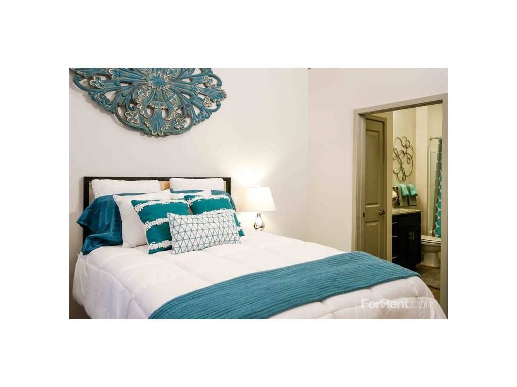 Lofts at College Hill - Photo 3 of 9