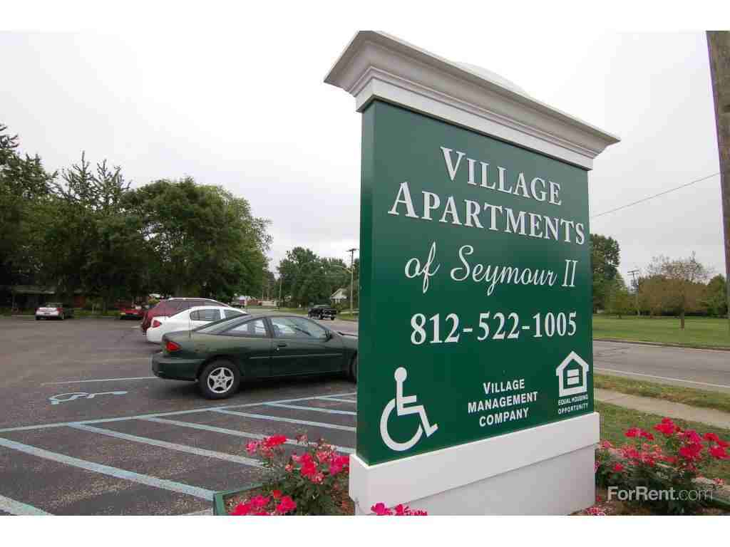 Village Apartments of Seymour II - Photo 3 of 12