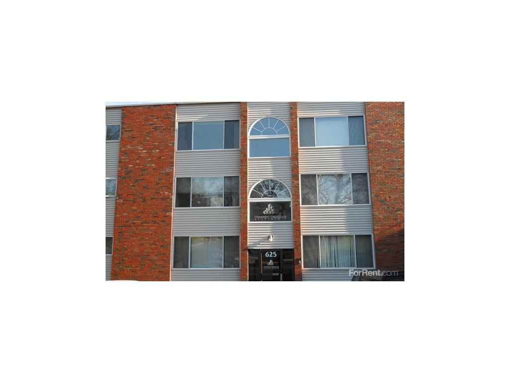 The Uptowns - Photo 3 of 15