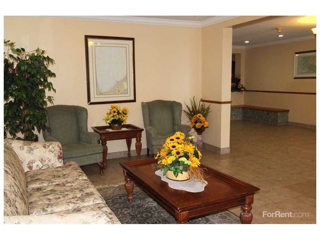 Marina Park Place III - Photo 3 of 12