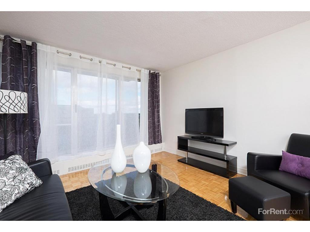 Brittany Apartments - Photo 2 of 11