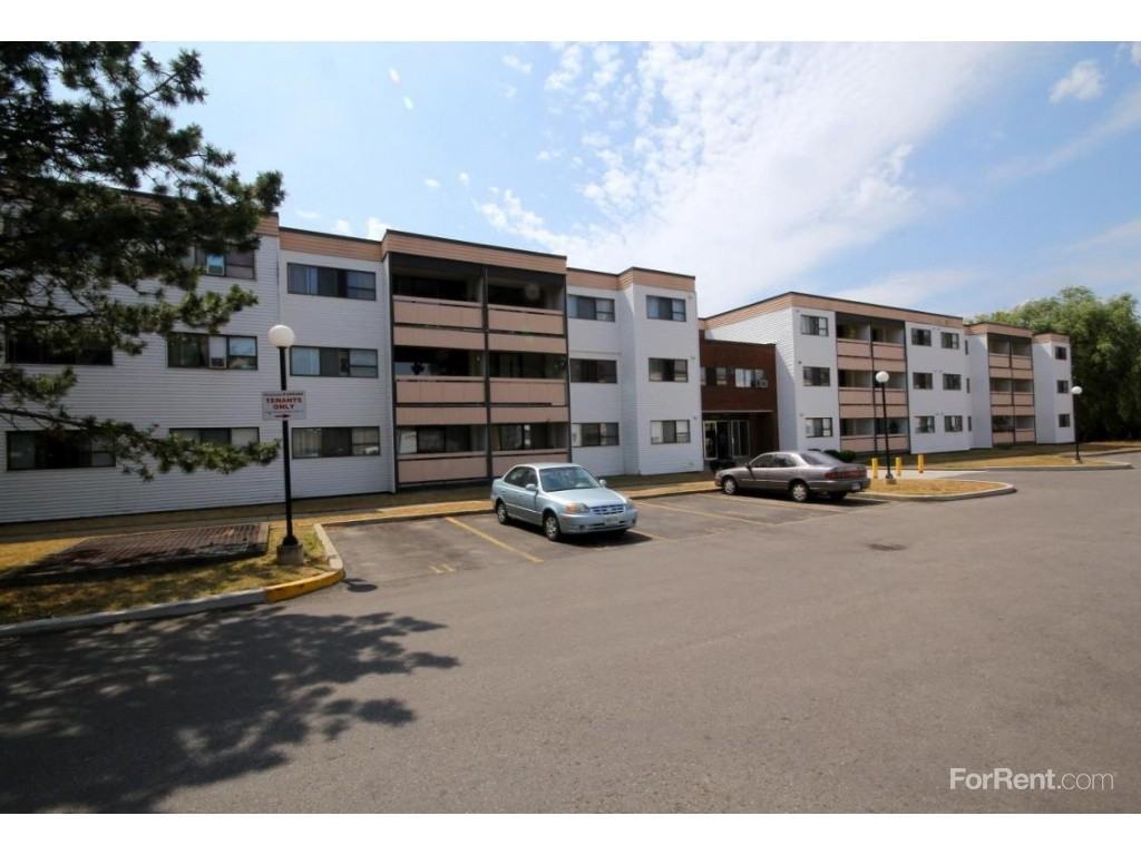 Hoffman Apartments 356&360 Hoffman St., Kitchener, ON N2M 3M8 Zumper