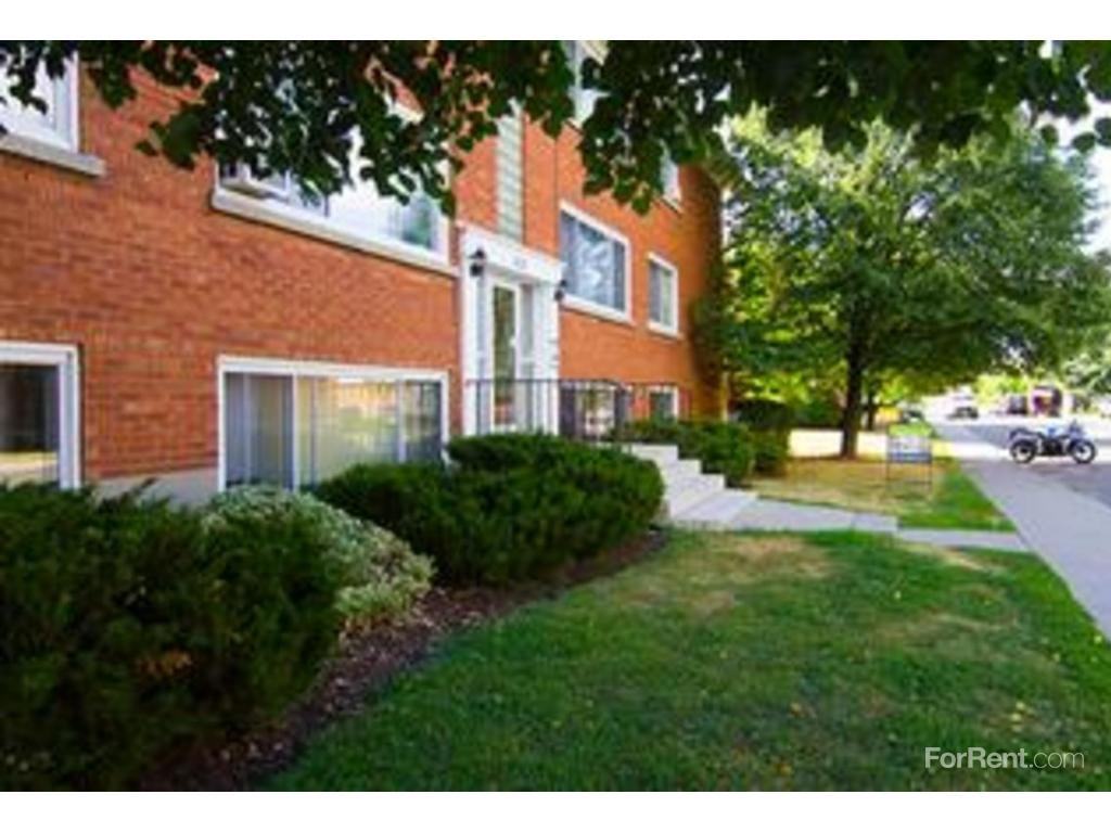 Acadia Apartments - Photo 2 of 10