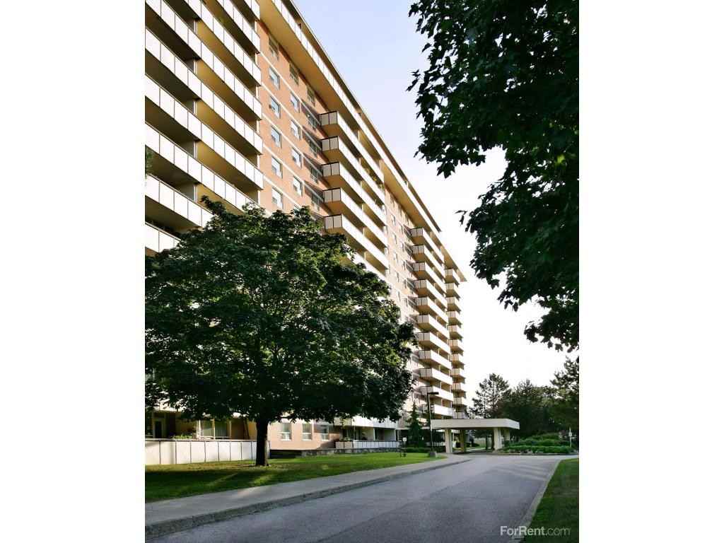 Bayview Towers - Photo 2 of 5