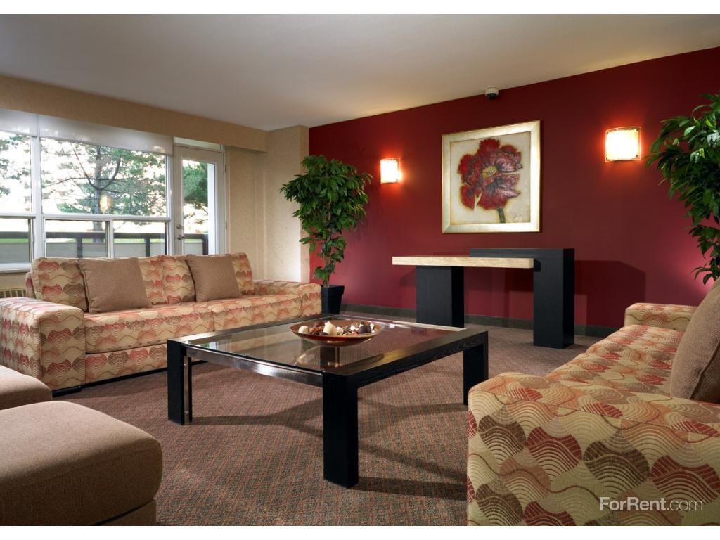 Bayview Towers - Photo 3 of 5