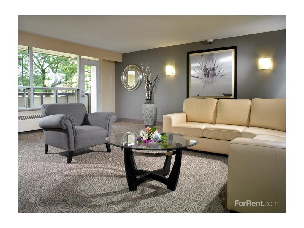 Bayview Towers Apartments 505 Cummer Ave, Toronto, ON M2K 2L8 Zumper