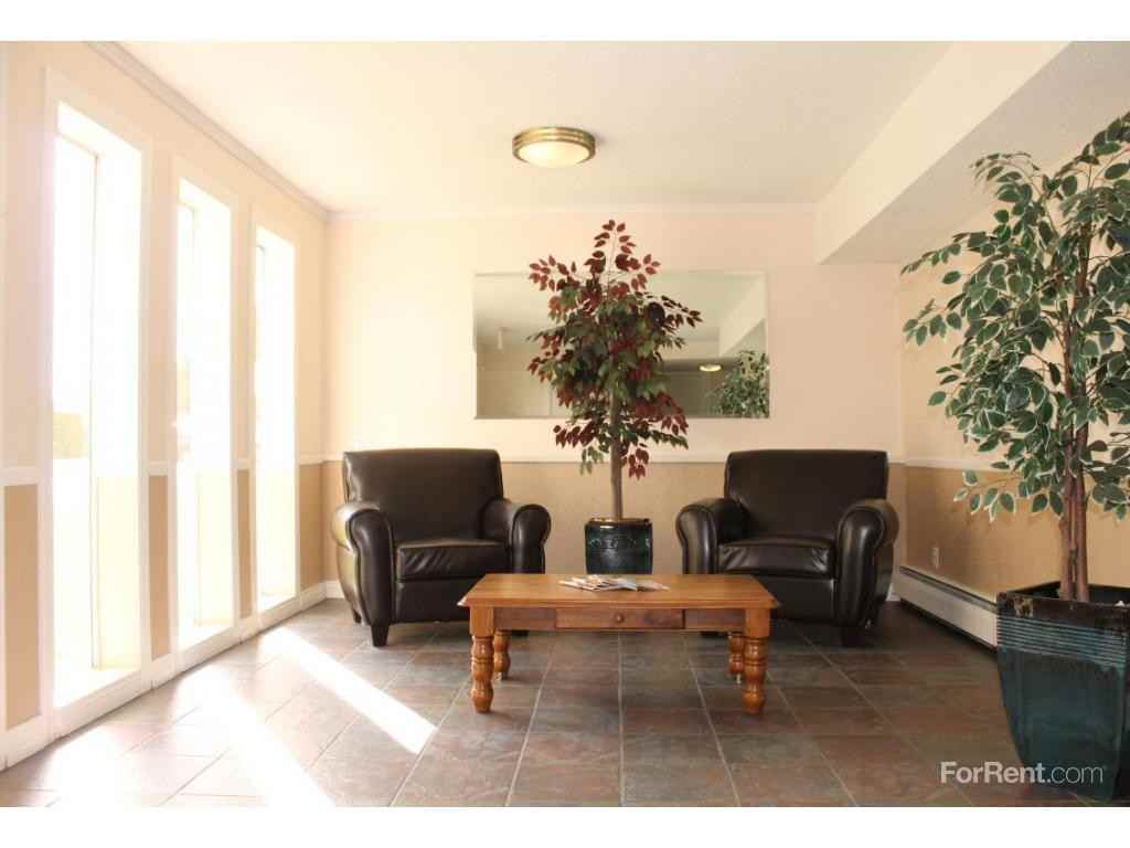 Pines Apartments - Photo 2 of 11