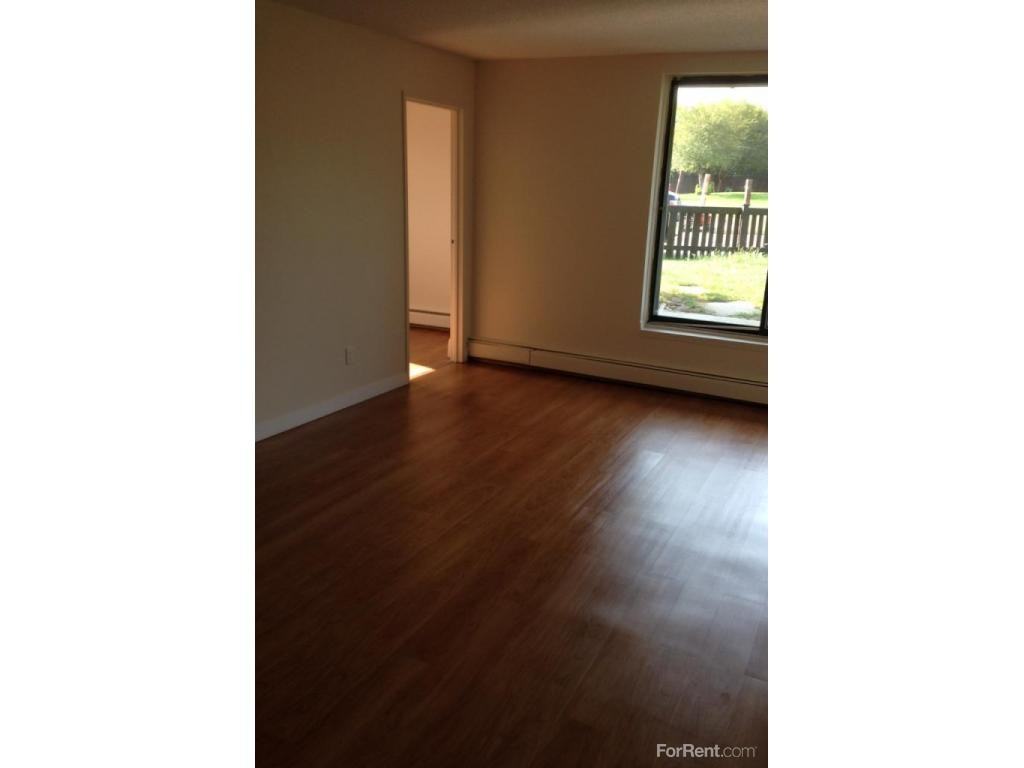 Southridge Apartments - Photo 3 of 11