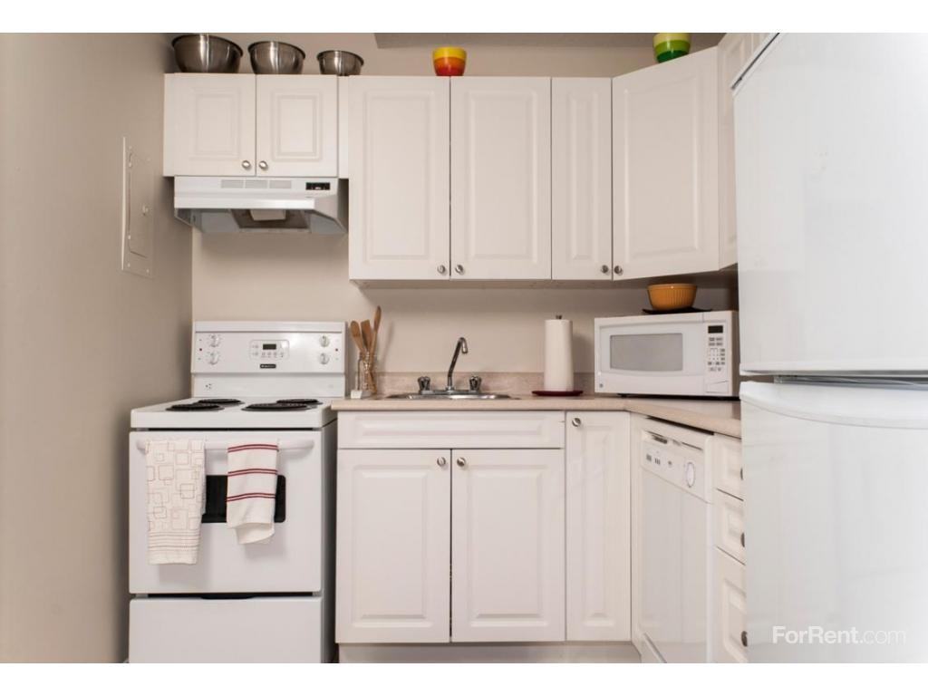 148 Rutledge Street - Photo 3 of 6