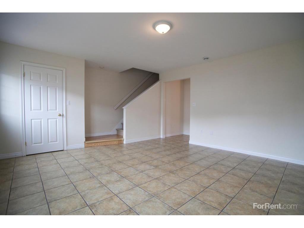 505 - 525 University Avenue - Photo 3 of 8