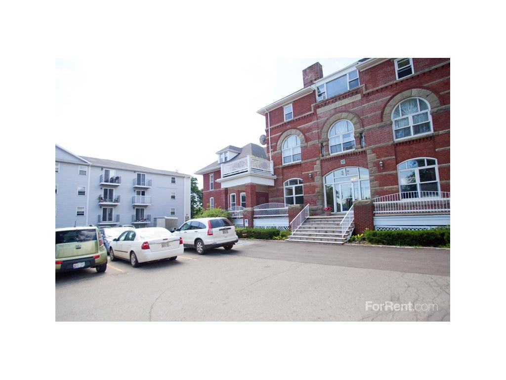 Kensington Court - Photo 2 of 9