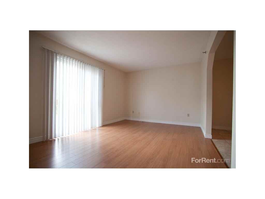 Kensington Court - Photo 3 of 9