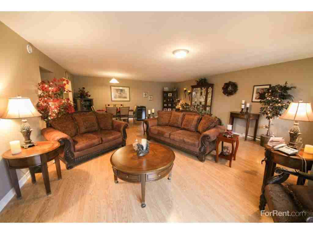 100 Archibald - Photo 2 of 9