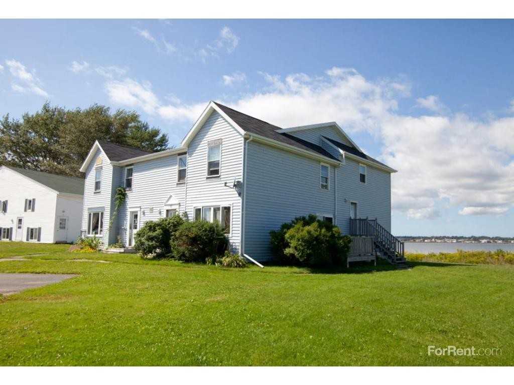 Horton Park - Photo 2 of 8