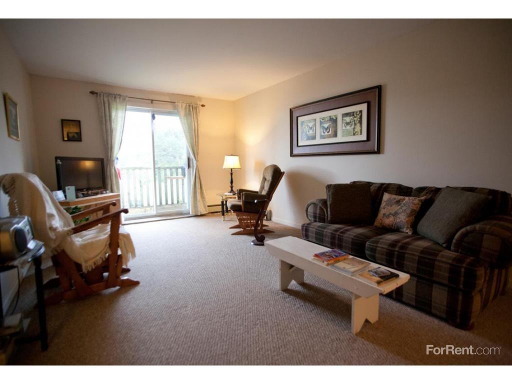 Horton Park - Photo 3 of 8