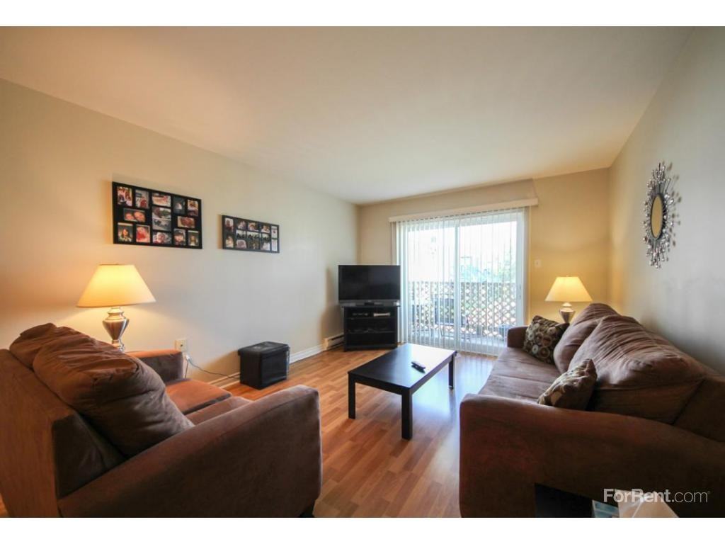 303 Normandie Street - Photo 2 of 9