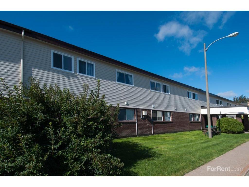 Mount Pleasant Manor - Photo 2 of 9